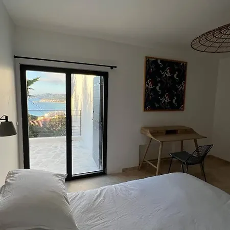 Daire Maison Piscine Chauffee Vue Le Lavandou